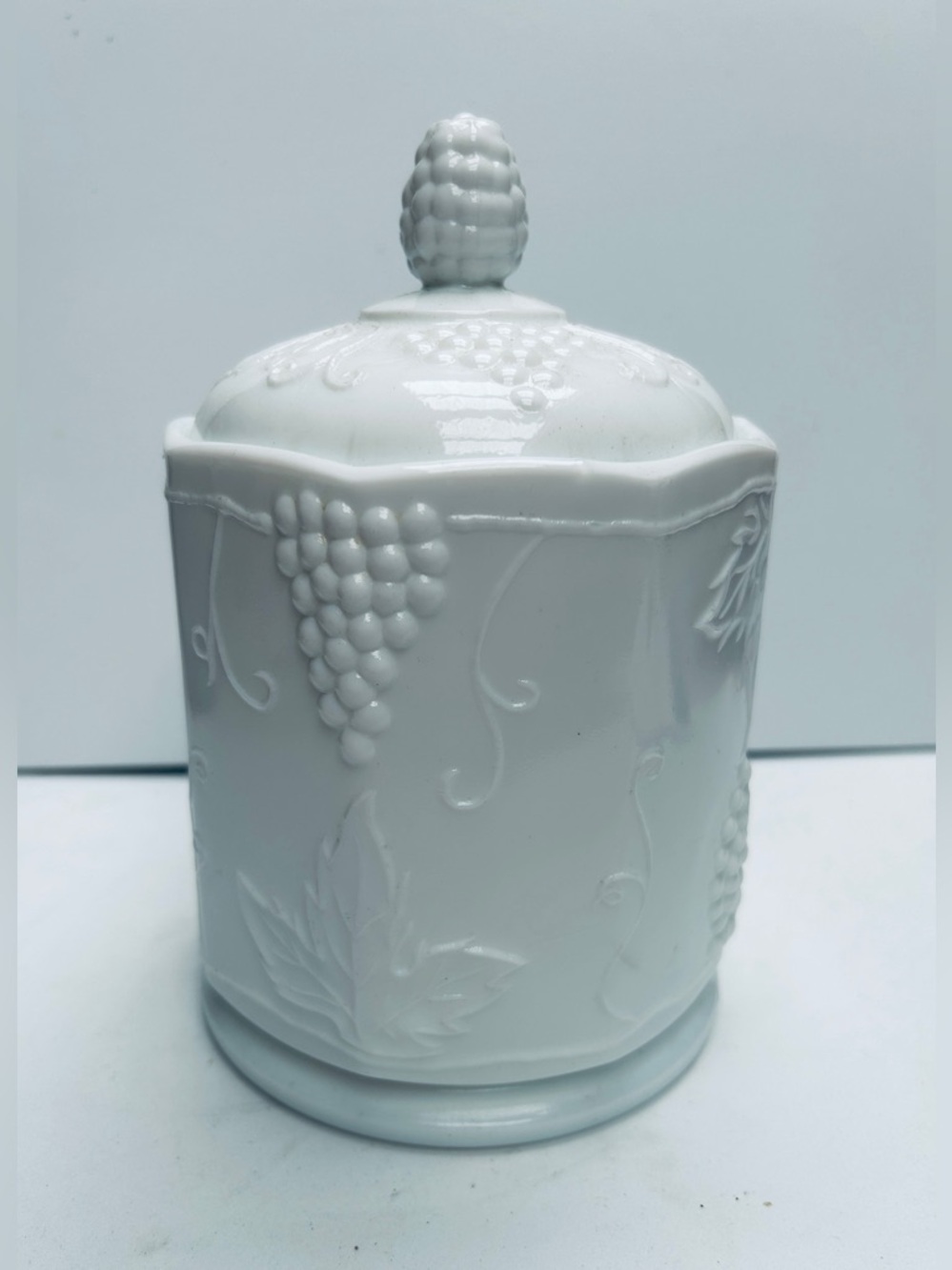 Indiana Glass Colony Harvest milk glass canister with lid. - Picture 6 of 8